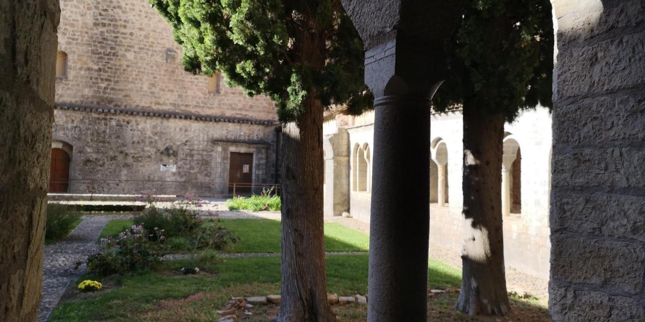Saint-Saturnin-de-Lucian米莫萨旅馆住宿加早餐旅馆 外观 照片